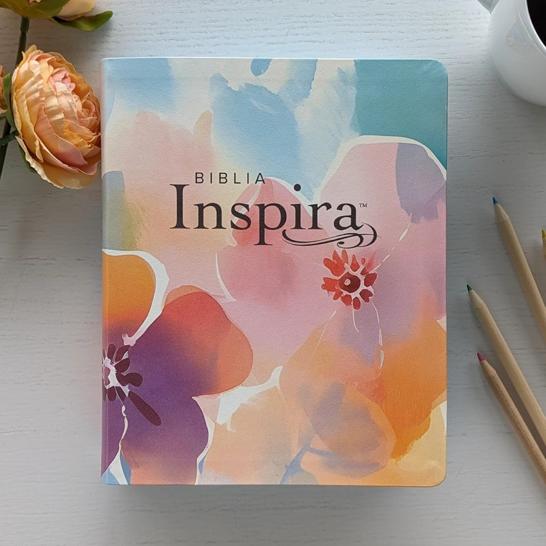 Biblia Inspira NTV (SentiPiel, Paraíso floral): La Biblia que inspira tu creatividad