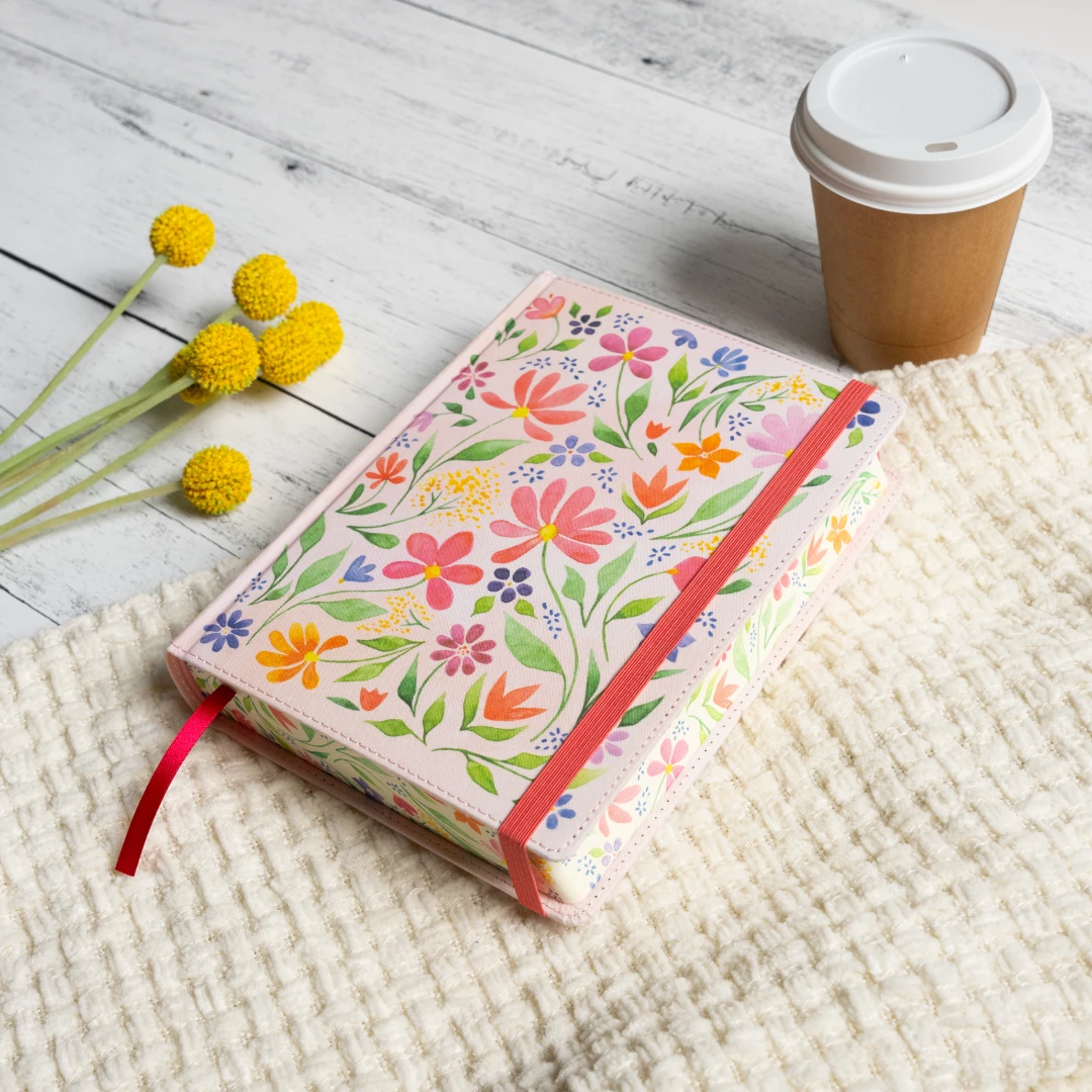 Biblia de Apuntes RVR 1960, Tamaño Personal, flores, (Tela impresa sobre tapa dura)